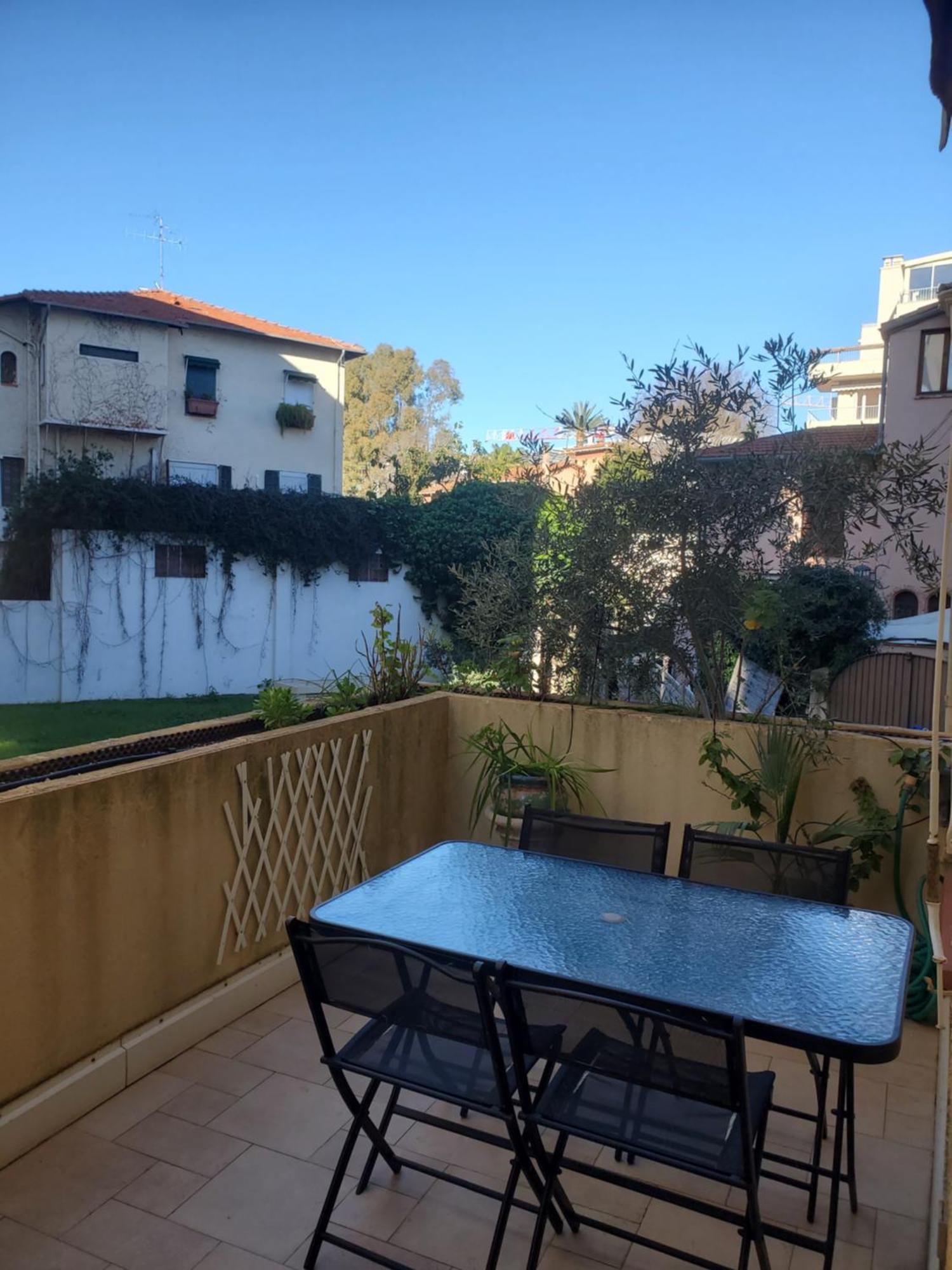 Le Pin Dore Antibes Eksteriør bilde